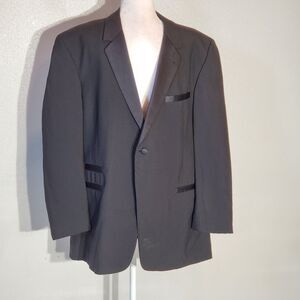 PERRY ELLIS (METALLO'S)TUXEDO COLOR BLACK LONG SLEEVE SIZE 44R